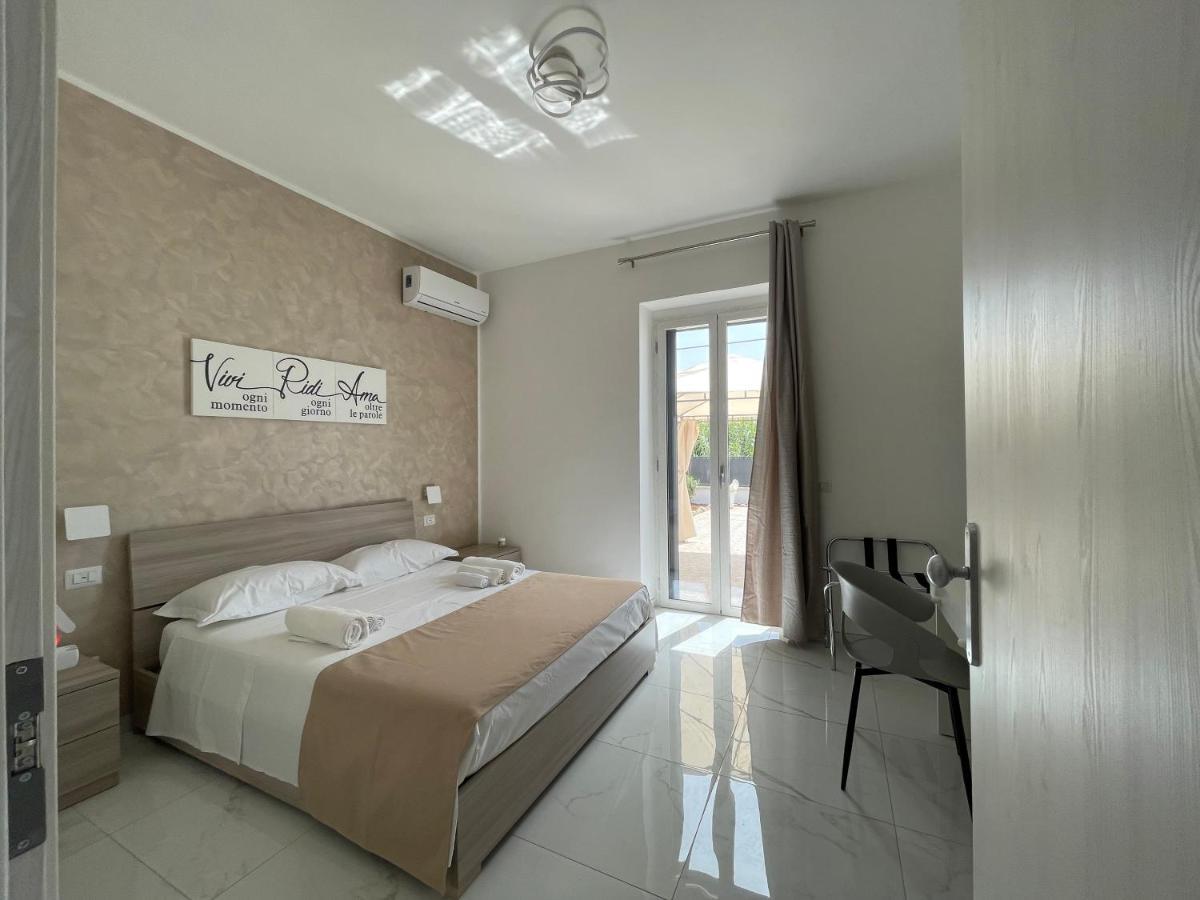 B&B Il Suono Della Campagna Terracina Exterior photo